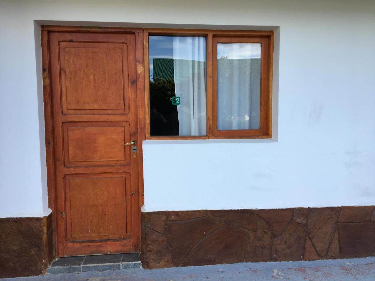 Los Dos Pinos El Calafate Exteriör bild